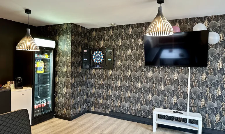 salon de coiffure homme cintre